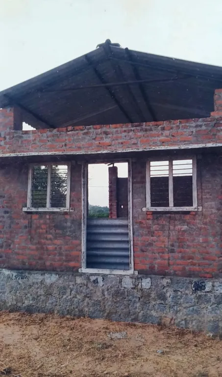 The Mylapuram church built up to roof level, still awaiting its roof